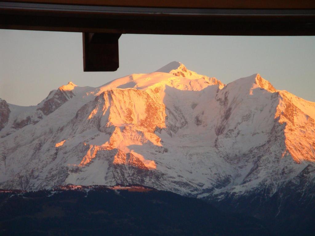 Vila La Joubarbe Au Balcon Du Mont-Blanc Sallanches Exteriér fotografie